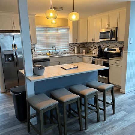 Pocono Paradise - 3 Bedroom 3 And Half Bathroom Townhouse Танерсвил Екстериор снимка