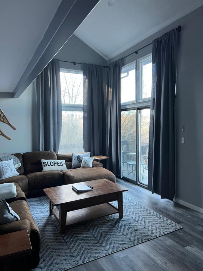 Pocono Paradise - 3 Bedroom 3 And Half Bathroom Townhouse Танерсвил Екстериор снимка